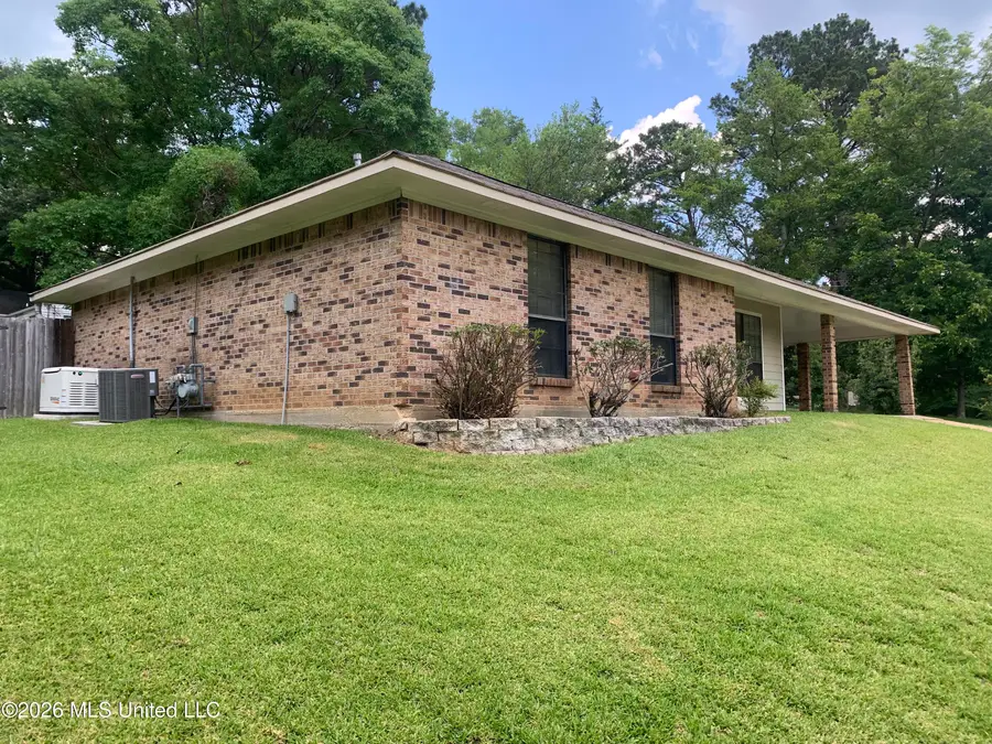 102 Mclendon Drive, Raymond, MS 39154 - #3