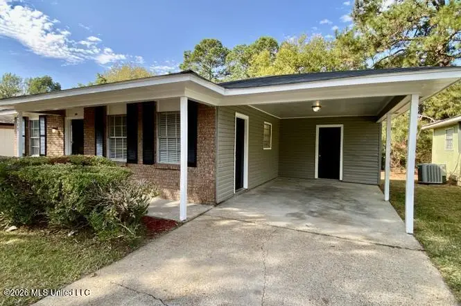 6507 Lake Forest Drive, Jackson, MS 39213 - #2
