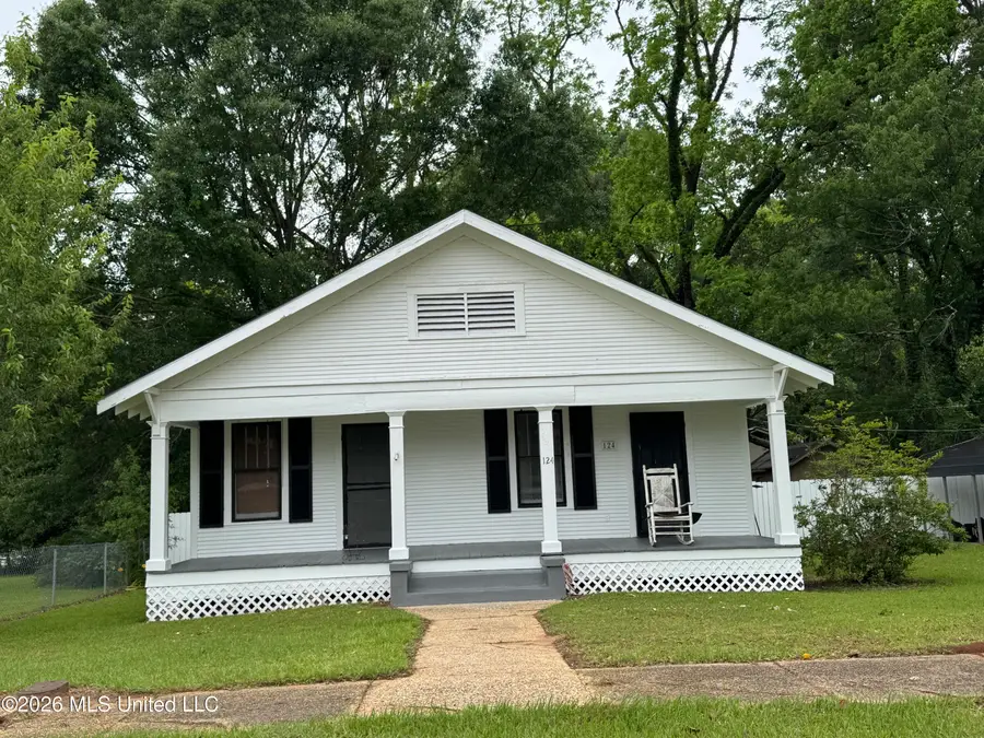 124 S Lafayette Street, Centreville, MS 39631 - #2