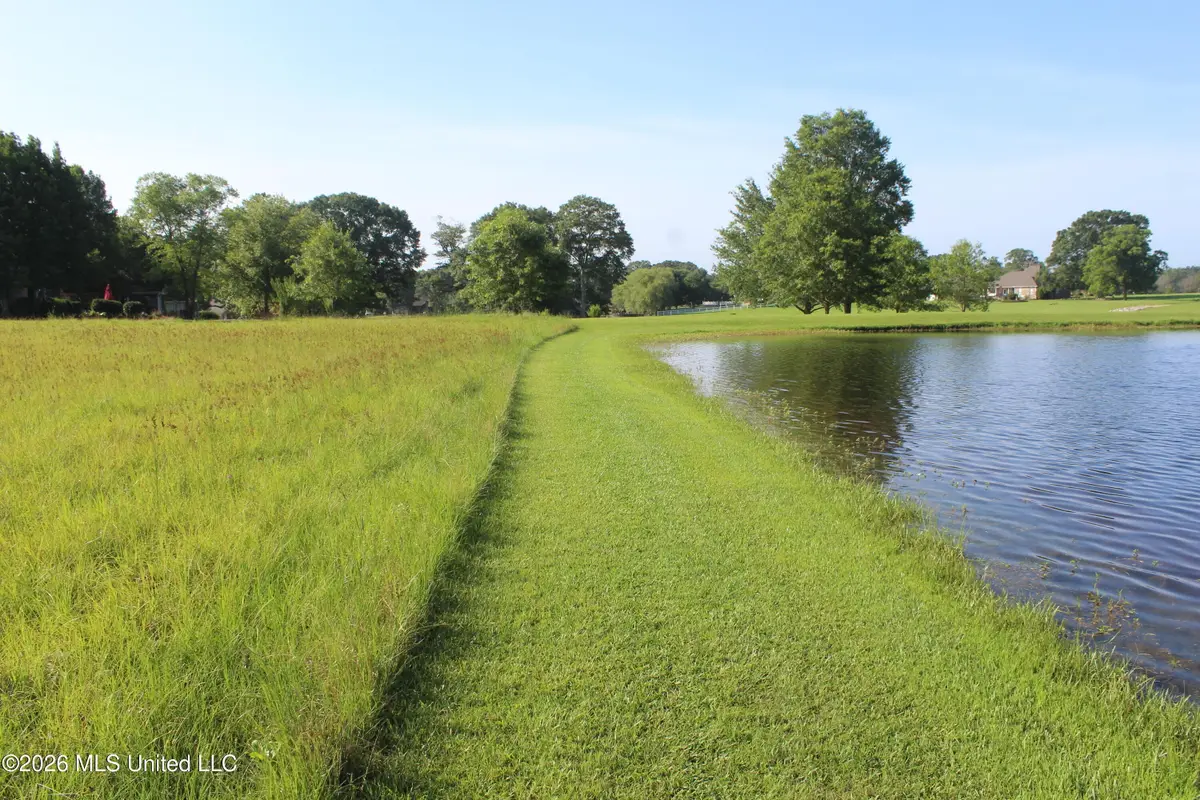 SE Maura Lane, Brookhaven, MS 39601 - #1