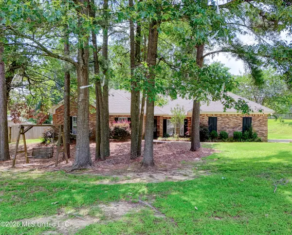 107 Manchester Drive, Vicksburg, MS 39183
