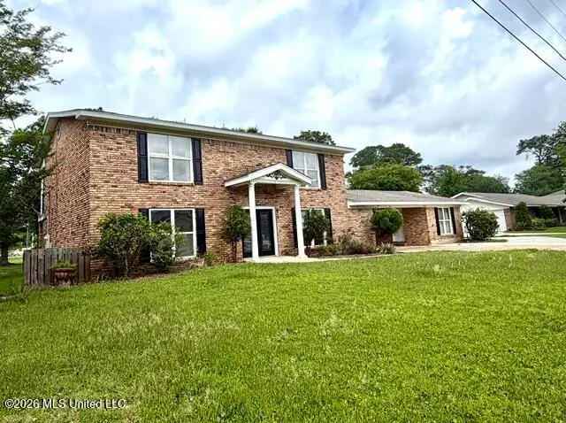 825 Warren Street, Pascagoula, MS 39567 - #3