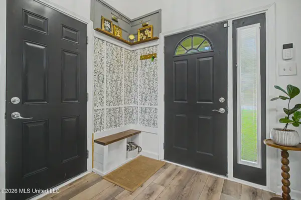 5401 Sioux Drive, Ocean Springs, MS 39564