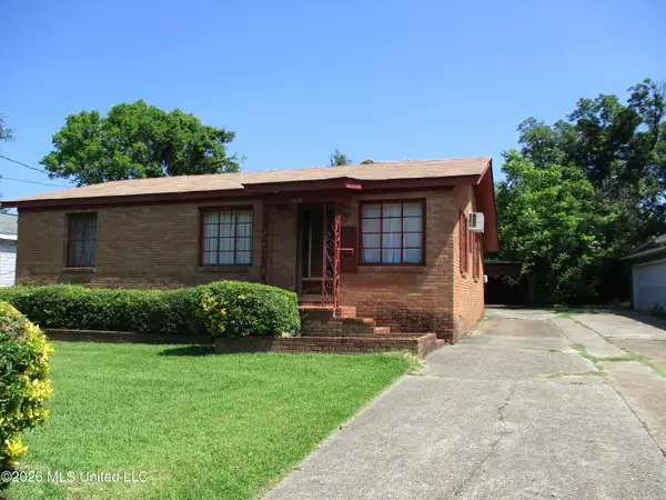 1338 Fernwood Drive, Jackson, MS 39213