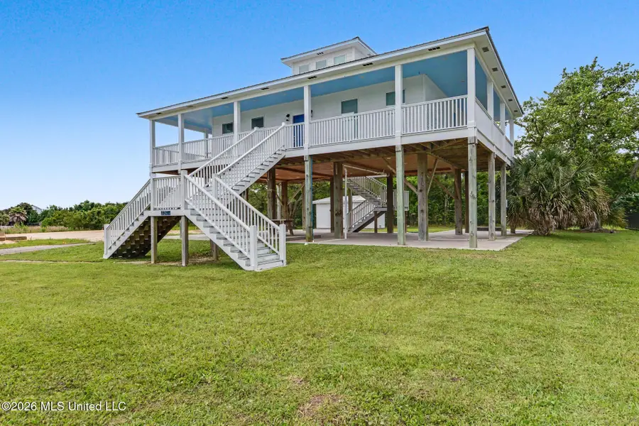 304 S Seashore Avenue, Long Beach, MS 39560 - #2