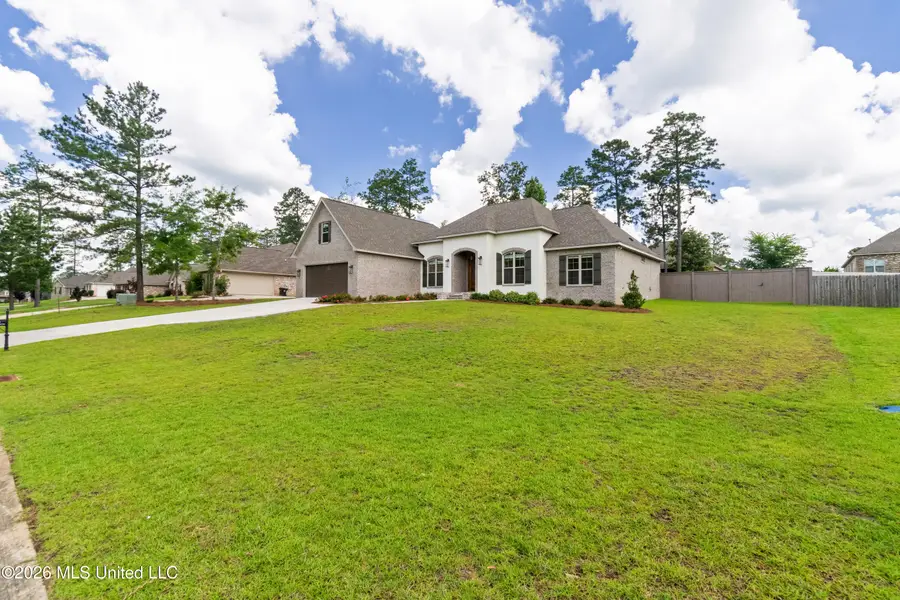32 Carlsbad, Hattiesburg, MS 39402 - #3