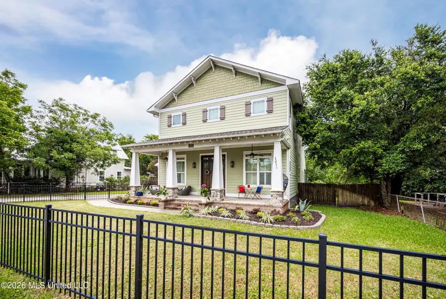 504 Dewey Avenue, Ocean Springs, MS 39564 - #2