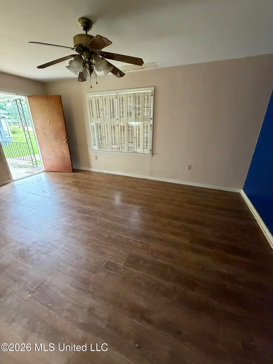204 Holly Drive, Natchez, MS 39120 - #2