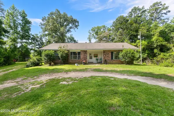 2 Turner Loop, New Augusta, MS 39462