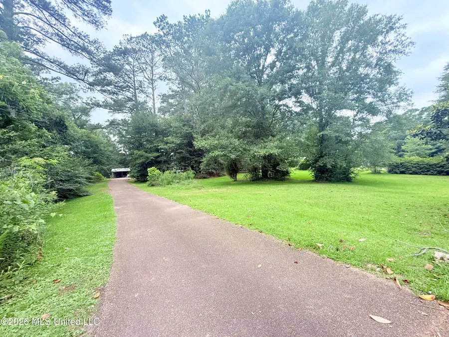 1015 Highway 51, Summit, MS 39666 - #2