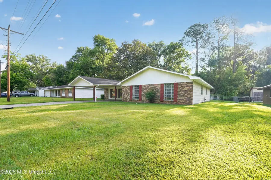 3024 Longwood Drive, Jackson, MS 39212 - #3