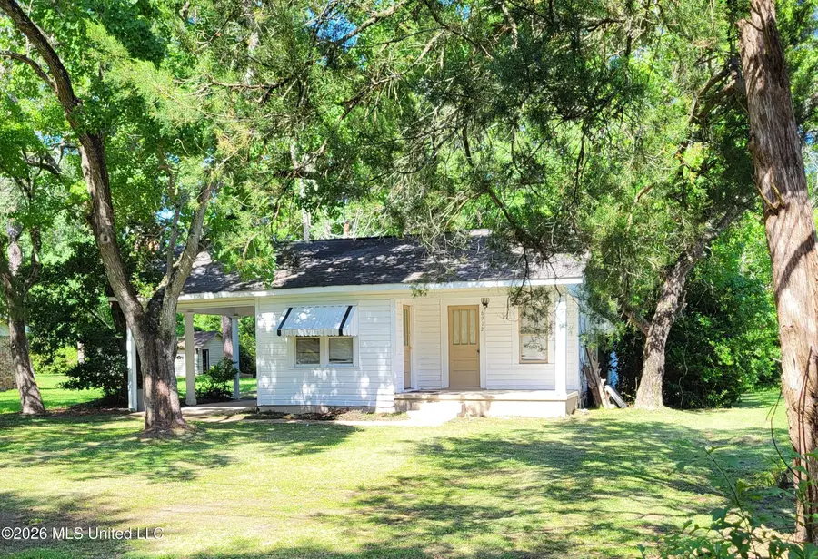 6912 N Springwater Street, Moss Point, MS 39563 - #2