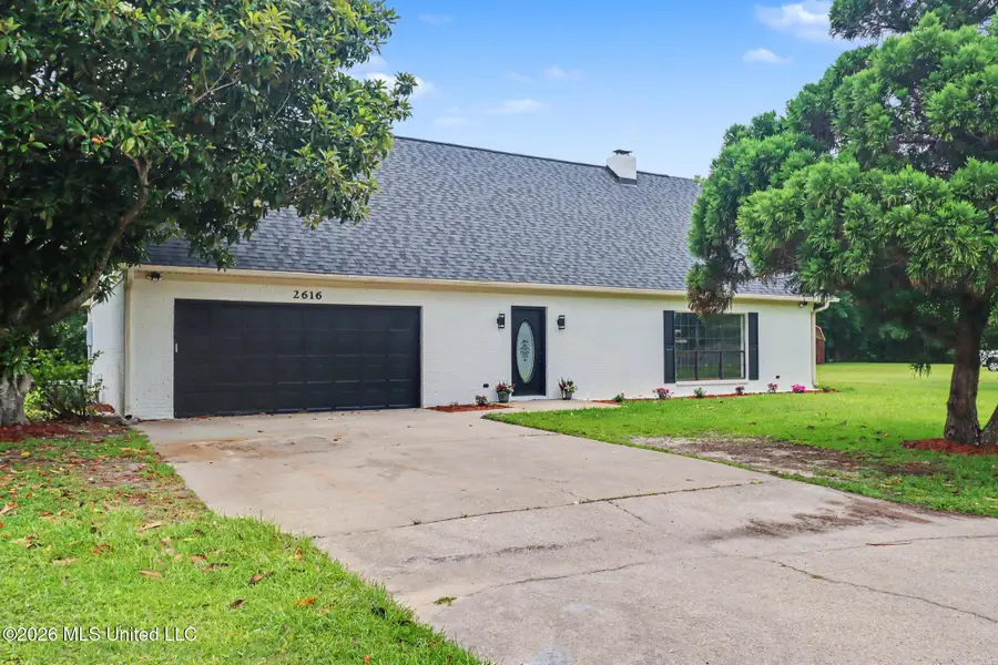 2616 Gina Street, Pascagoula, MS 39581 - #2