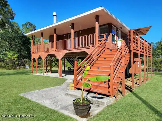9360 Lark Street, Bay Saint Louis, MS 39520