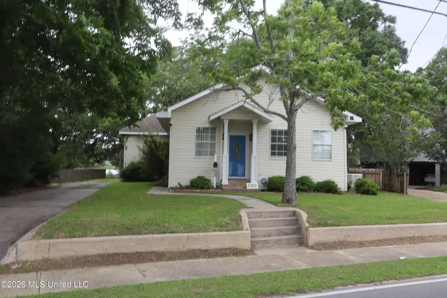 2303 Pascagoula Street, Pascagoula, MS 39567 - #3