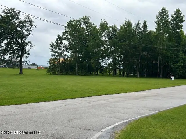 Iki Place, Diamondhead, MS 39525 - #2