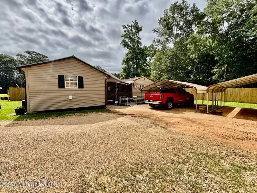 834 Maddox Avenue, McComb, MS 39648 - #2