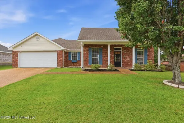 102 Oak Leaf Way, Pearl, MS 39208