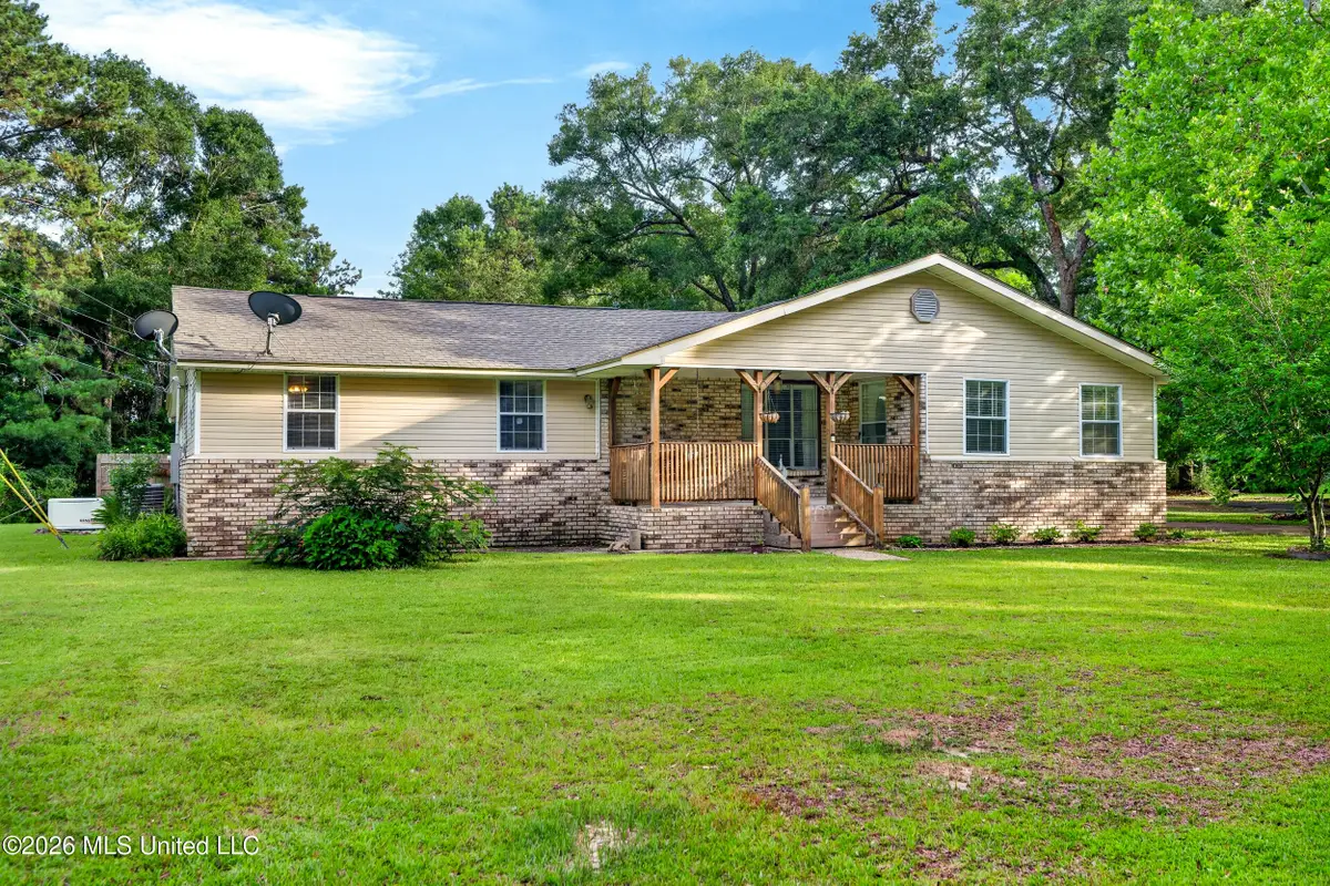 18 Gale Davis Road, Lumberton, MS 39455 - #1