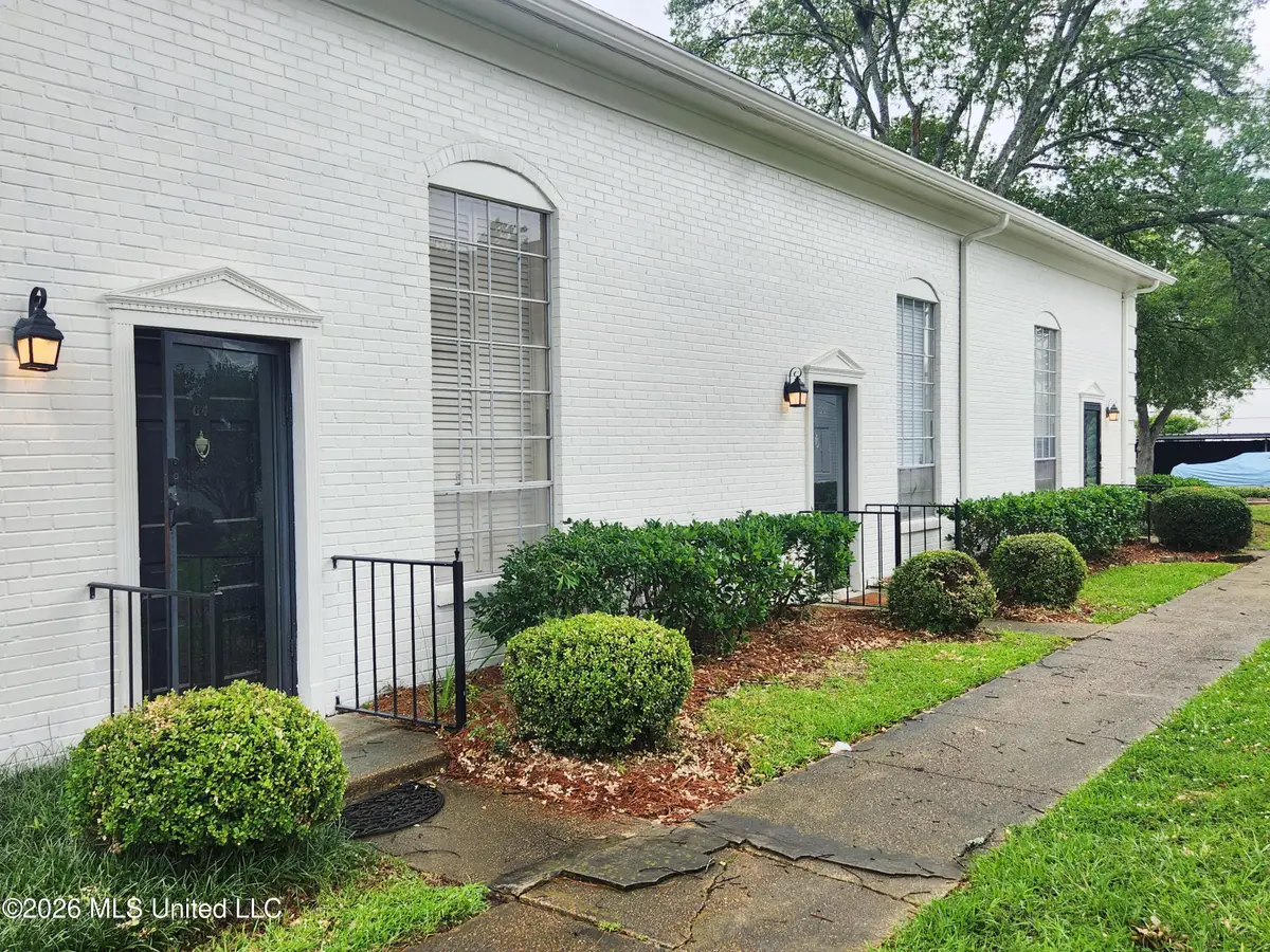 5025 Wayneland Drive, Jackson, MS 39211 - #1