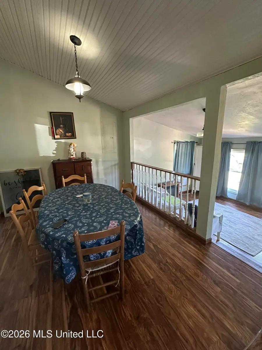 622 Lakeside Drive, Walnut, MS 38683 - #3