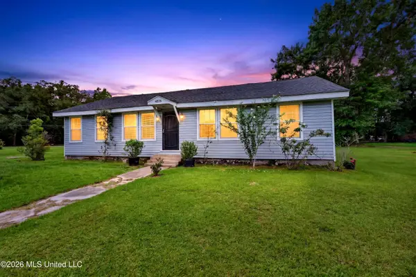 4818 Mcinnis Avenue, Moss Point, MS 39563
