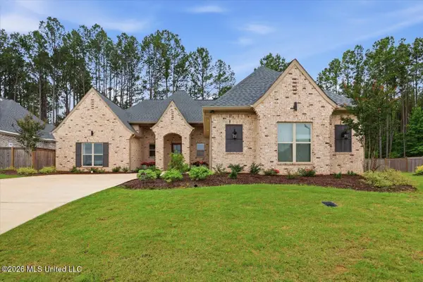 1229 Old Court Crossing, Flowood, MS 39232