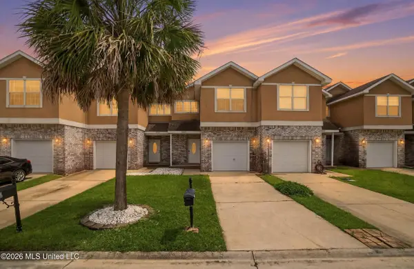 3465 Riverbend Cove, D'Iberville, MS 39540