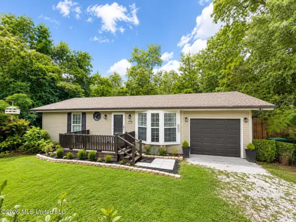 221 Hide A Way Lane, Carriere, MS 39426