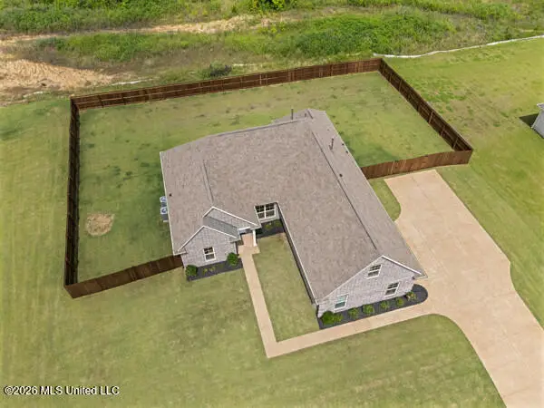 196 Cadet Drive, Senatobia, MS 38668 - #3