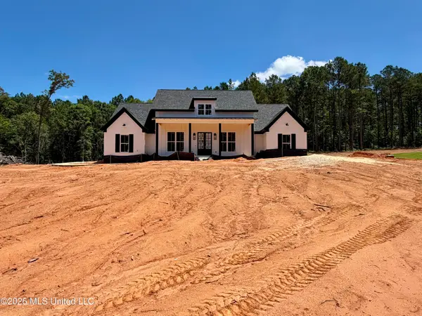 110 Cypress Lane, Mendenhall, MS 39114