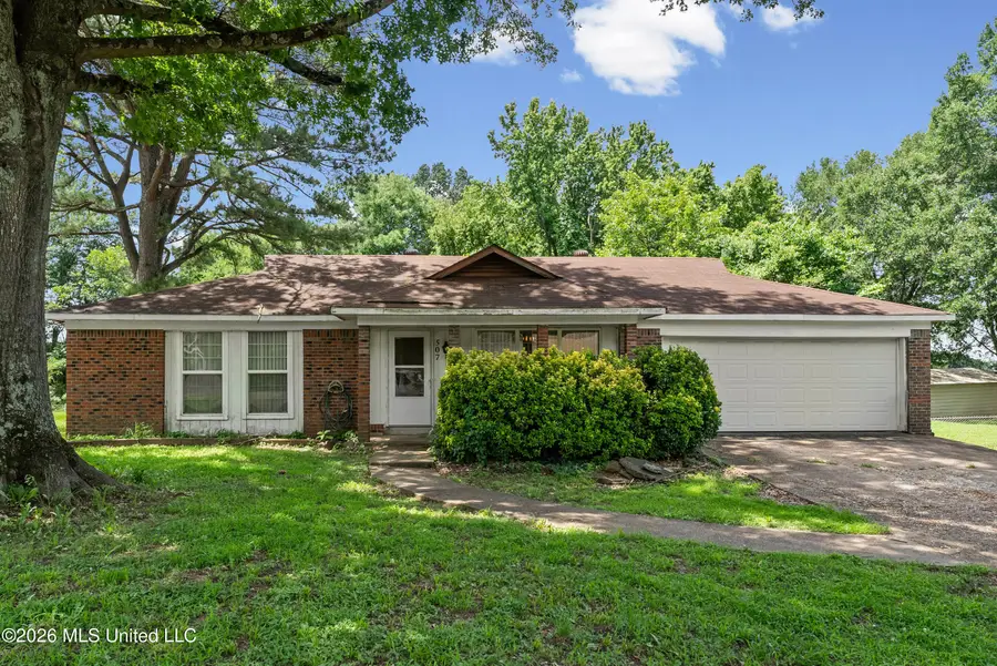 507 S Lake Shore Drive, Southaven, MS 38671 - #2