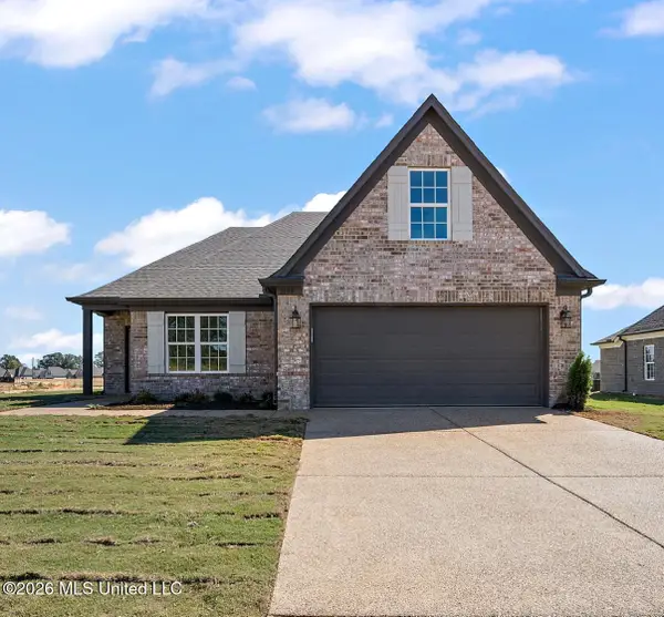 13816 Jack Thomas Boulevard, Olive Branch, MS 38654