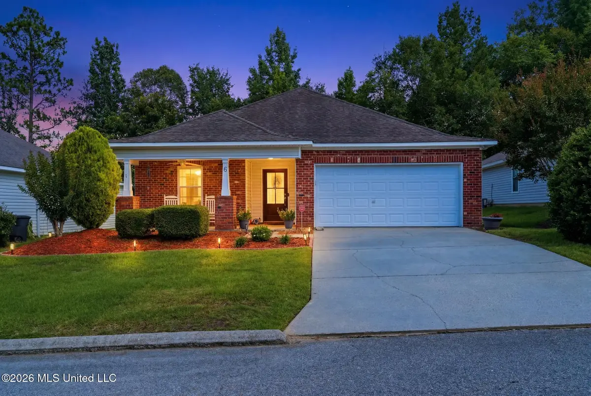 6 Clear Springs Court, Hattiesburg, MS 39402 - #1