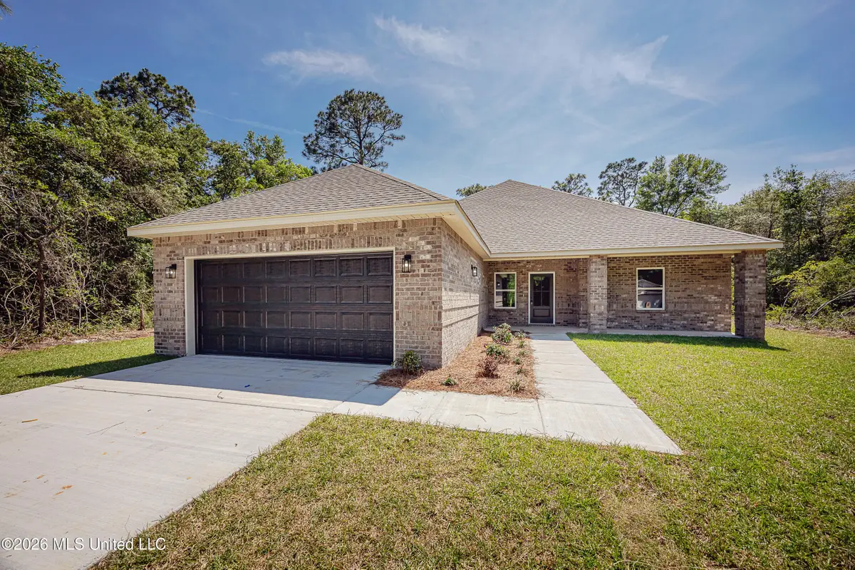 533 Oak Street, Ocean Springs, MS 39564 - #1