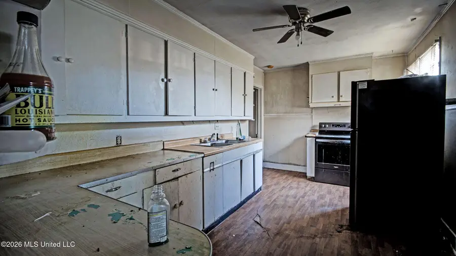 504 E 1st Street, Belzoni, MS 39038 - #2