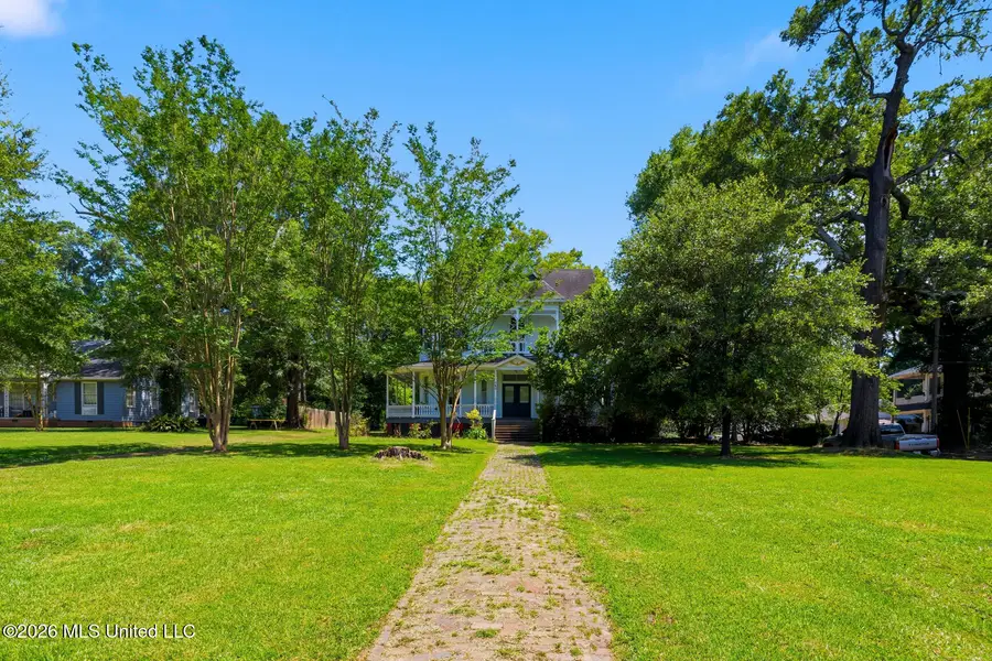 140 E Semmes Street, Canton, MS 39046 - #2
