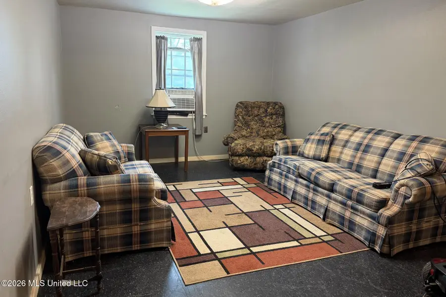 202 Pine Street, Waveland, MS 39576 - #2