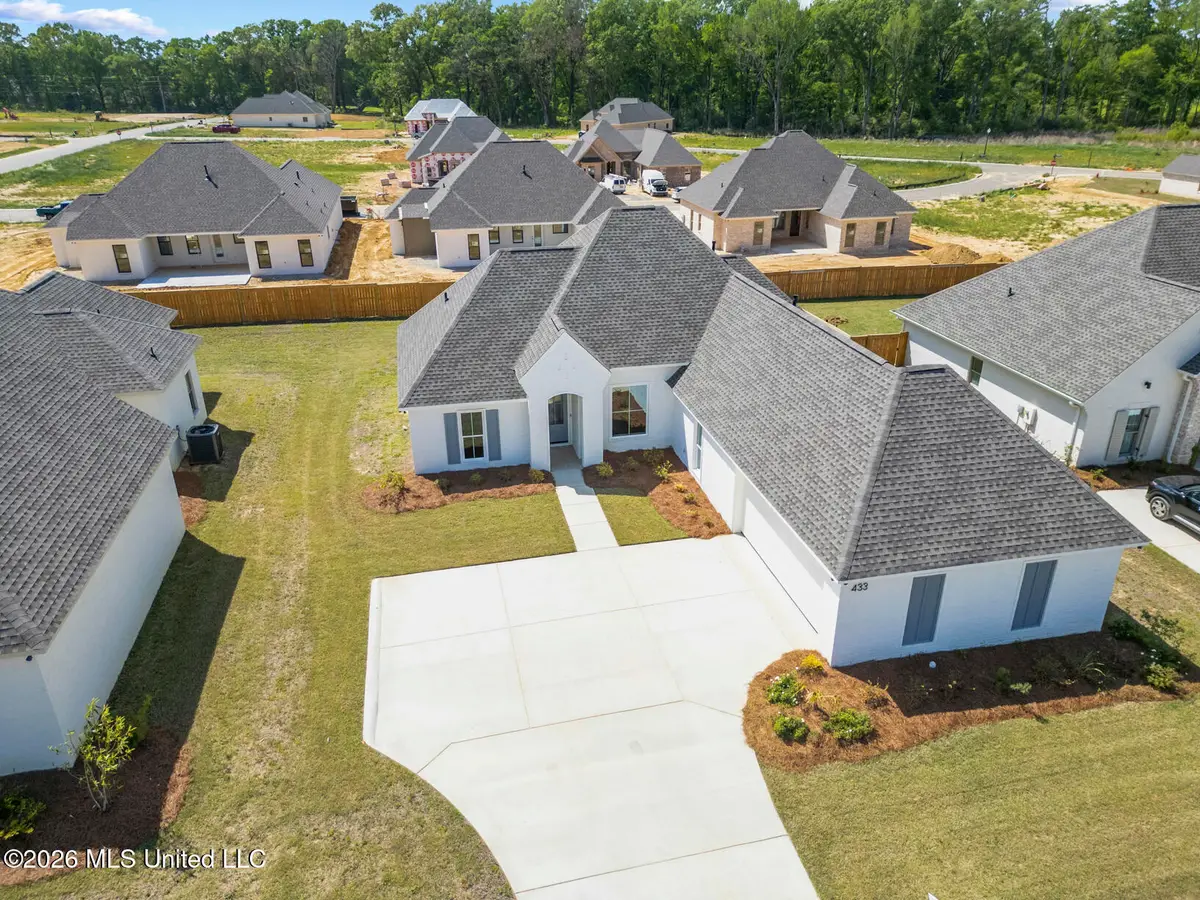 433 Aurora Circle, Canton, MS 39046 - #1