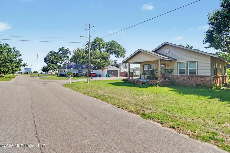 701 Fournier Avenue, Gulfport, MS 39501 - #2