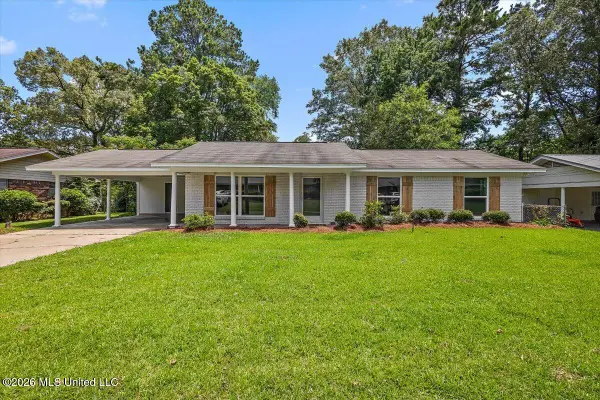 2355 Upper Drive, Pearl, MS 39208