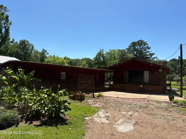 305 Lake Harbor Road, Brandon, MS 39047