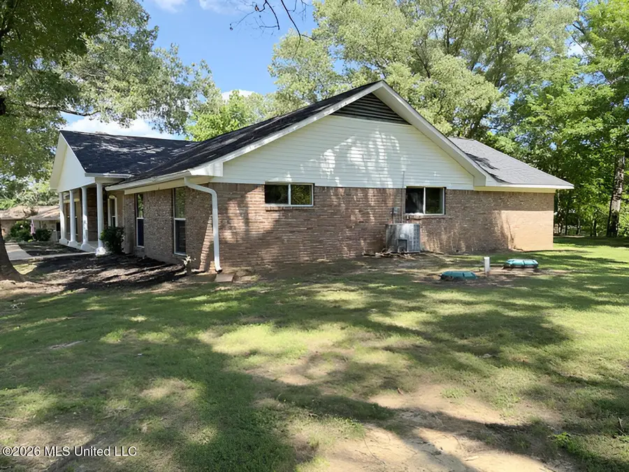 910 Newitt Vick Drive, Vicksburg, MS 39183 - #3