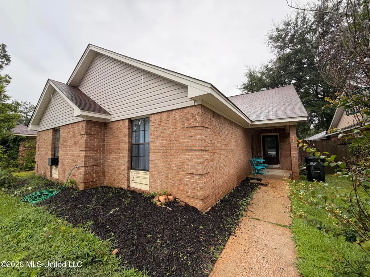 19 Ashland Avenue, Brandon, MS 39047 - #1