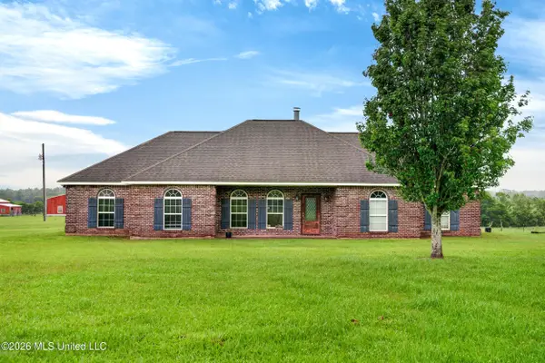 16 D O Stanford Road, Poplarville, MS 39470