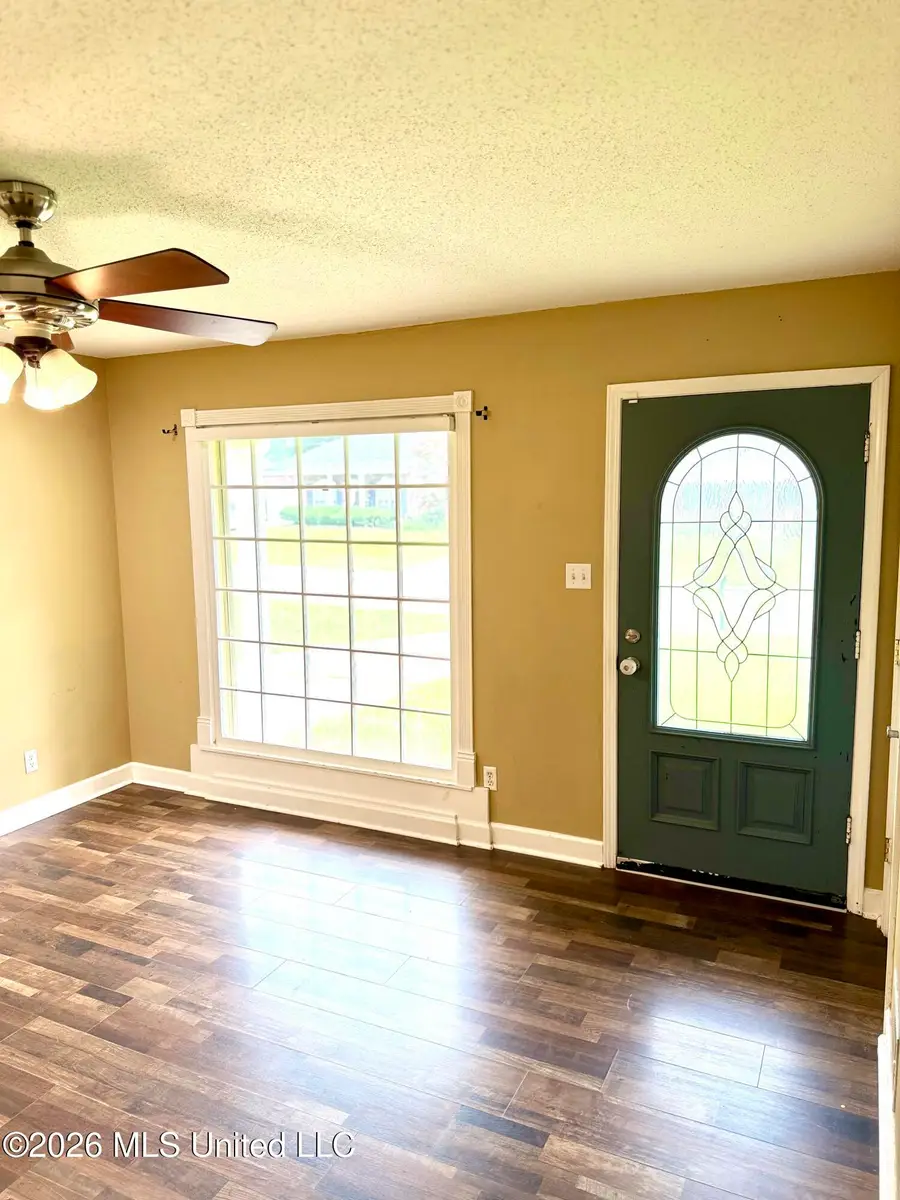8434 Cedarbrush Drive, Southaven, MS 38671 - #2