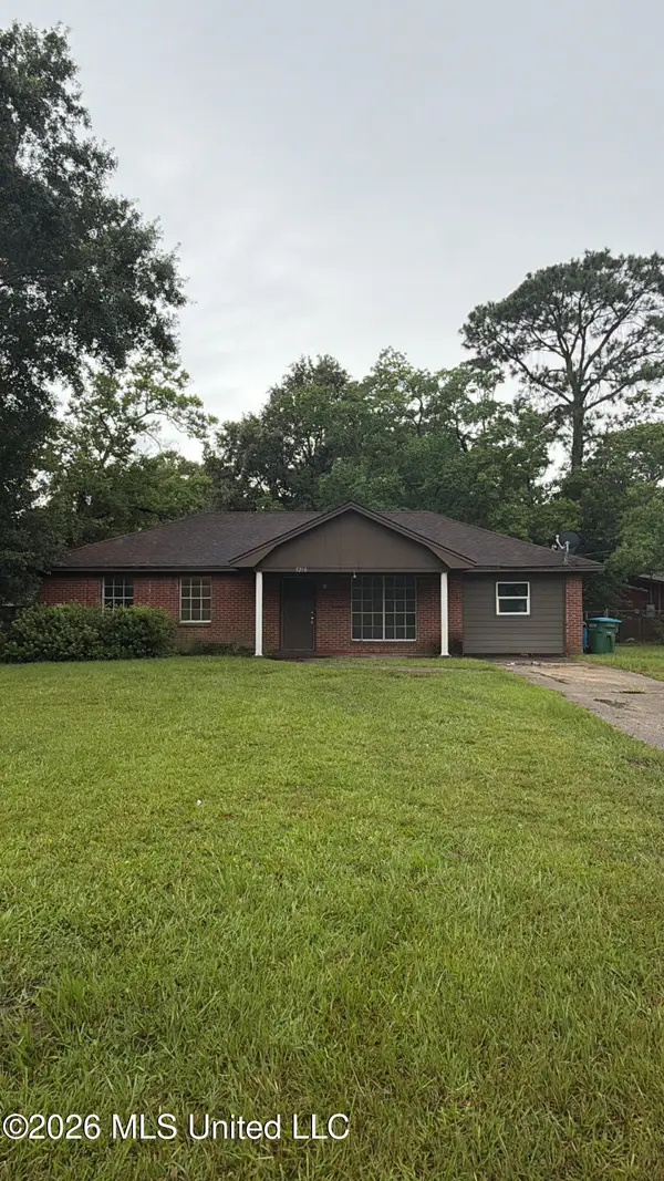 5210 Friar Tuck Avenue, Pascagoula, MS 39581