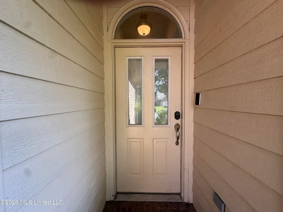 3967 Rasco Hills Drive, Southaven, MS 38671 - #3