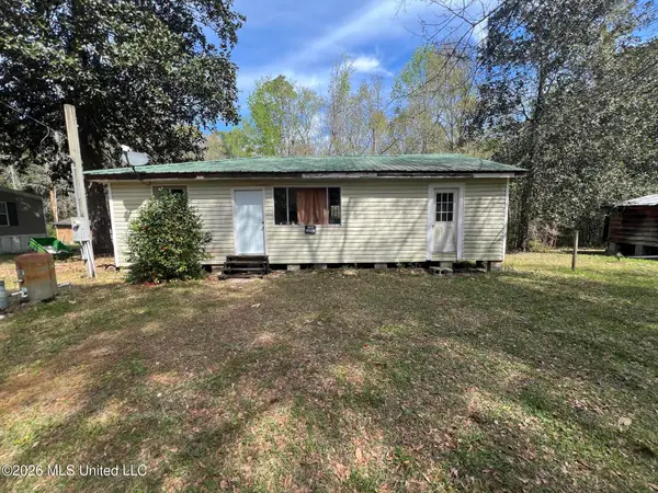 10828 Johns Bayou Circle, Vancleave, MS 39565