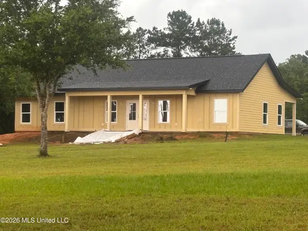 6136 Road 541, Kiln, MS 39556